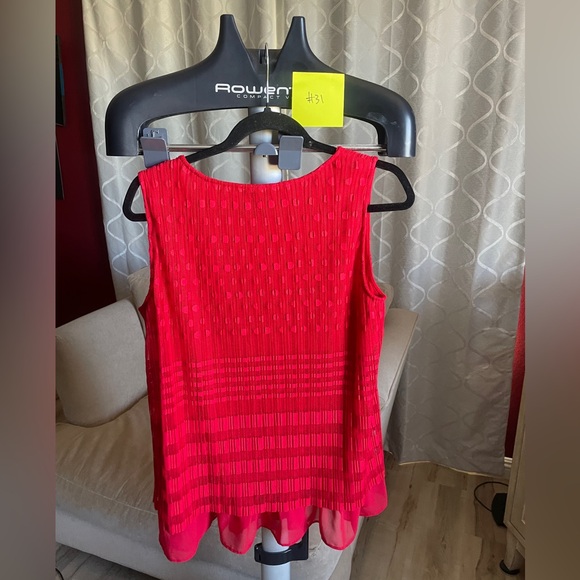 Alfani - Sleeveless Top Longer Length, with pretty textured layers - Picture 2 of 3